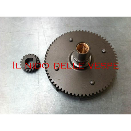 COPPIA DI TRASMISSIONE Z18 Z67 DENTI ELICOIDALI PER VESPA 50